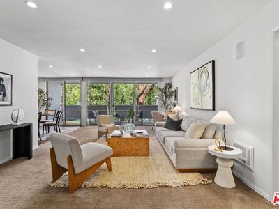 850 N Kings Rd APT 210, West Hollywood, CA, 90069