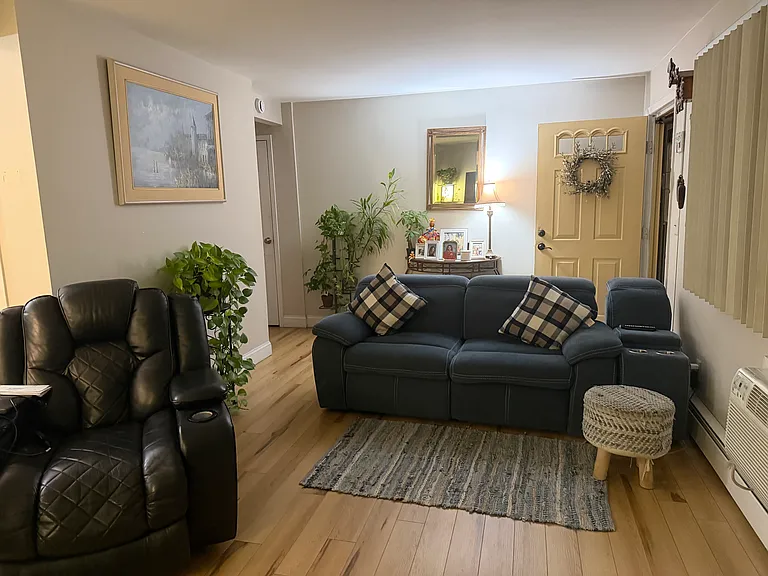 331 Cricket Ln #A — Photo 5
