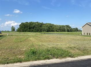 433 Peterlynn Dr, Wrightstown, WI 54180