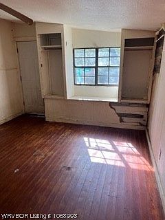 5th image of 1106 Oak Grove Ave
