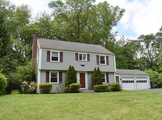 98 Dyer Ave, Collinsville, CT 06019