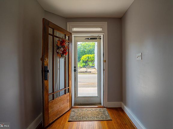 2nd image of 119 E Antietam St