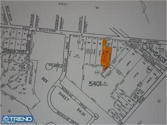 3rd image of 1693 West Blvd
