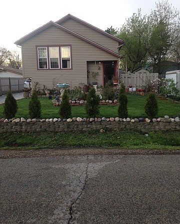 1st image of 1326 Cherokee Dr