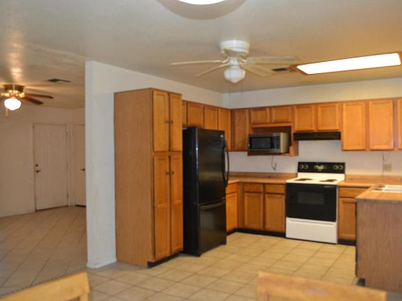 5th image of 1127 W Dunbar Dr