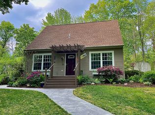 100 Ludlow Rd, Lansing, NY 14882