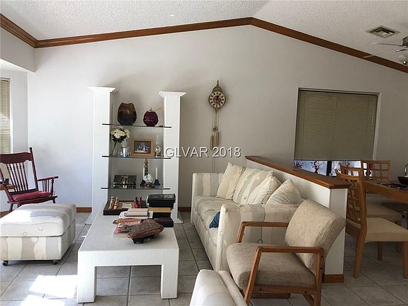 4th image of 1528 Sandinista Dr