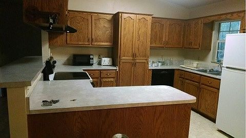 5th image of 115 NW Biggens Ct