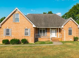 105 Collinwood Dr, Gallatin, TN 37066