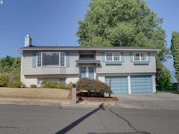 945 NW Riverview Ave, Gresham, OR 97030