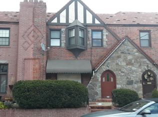 13011 227th St, Springfield Gardens, NY 11413