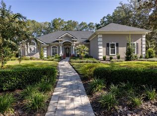 3904 SW 95th Dr, Gainesville, FL 32608