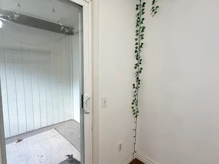 Alta Vista St — Photo 30