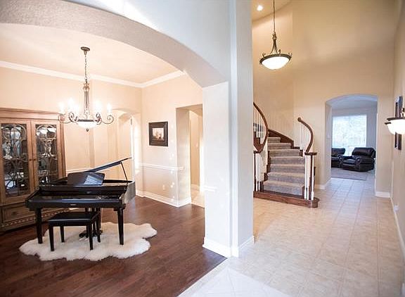 5th image of 1511 Lake Forest Cv