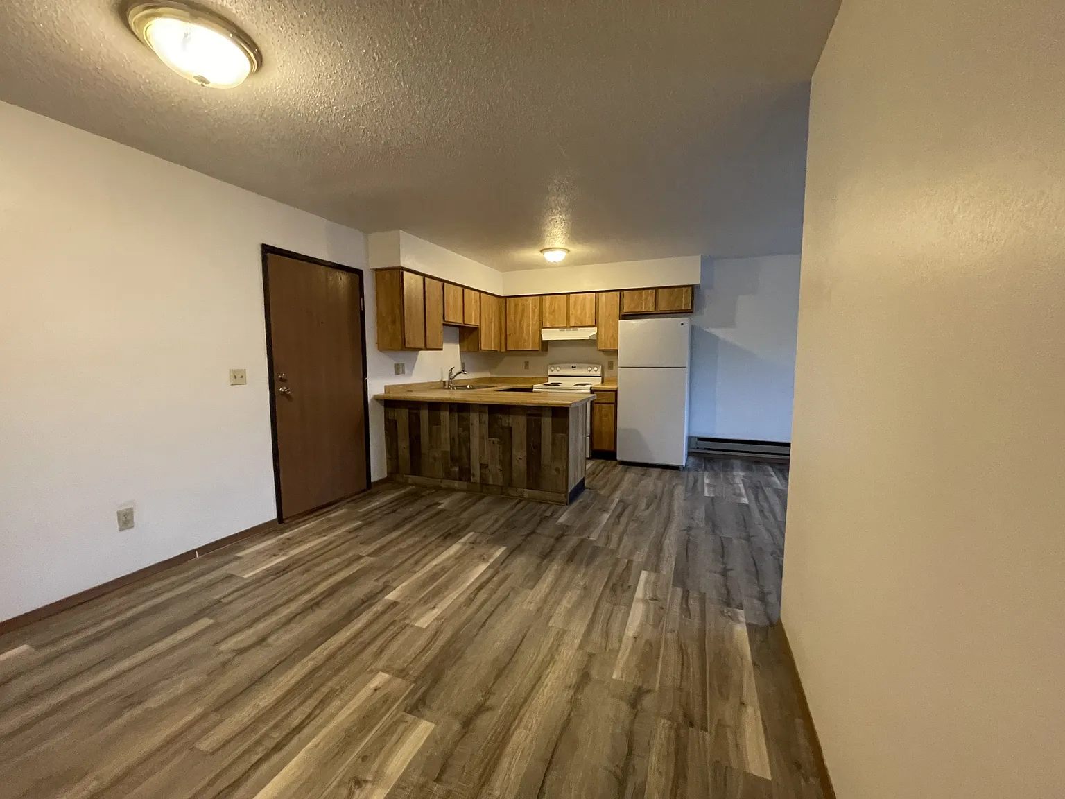1106 10th Ave N - 09 — Photo 2