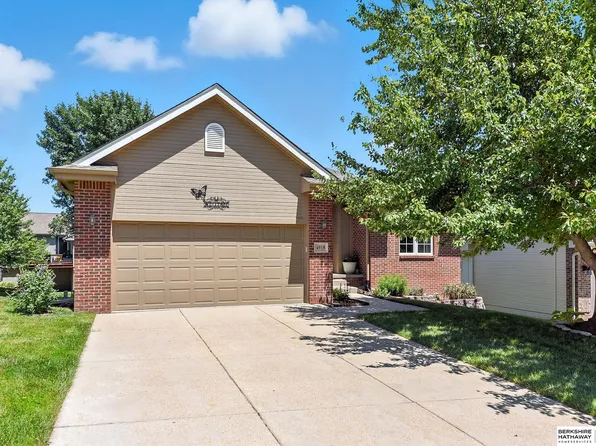 4918 Fountain Dr, Bellevue, NE 68133