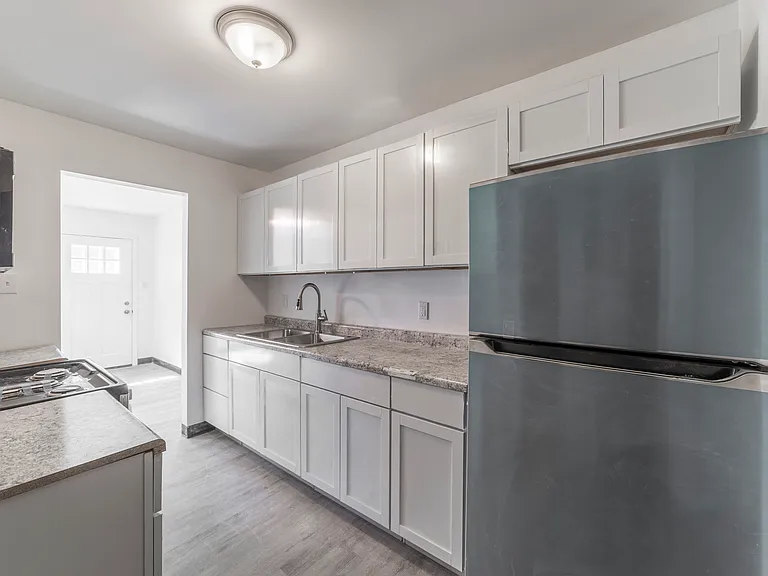 7235 Schneider Ave — Photo 16