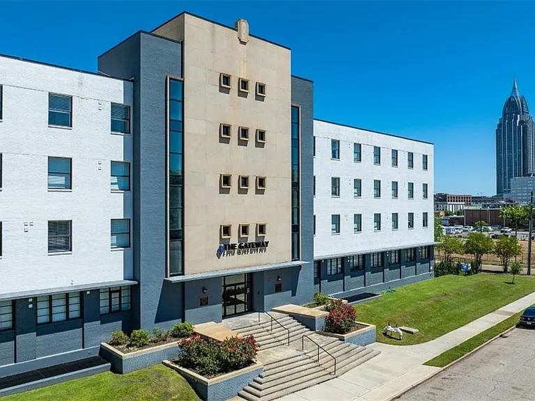 350 Saint Joseph St #207 — Photo 1