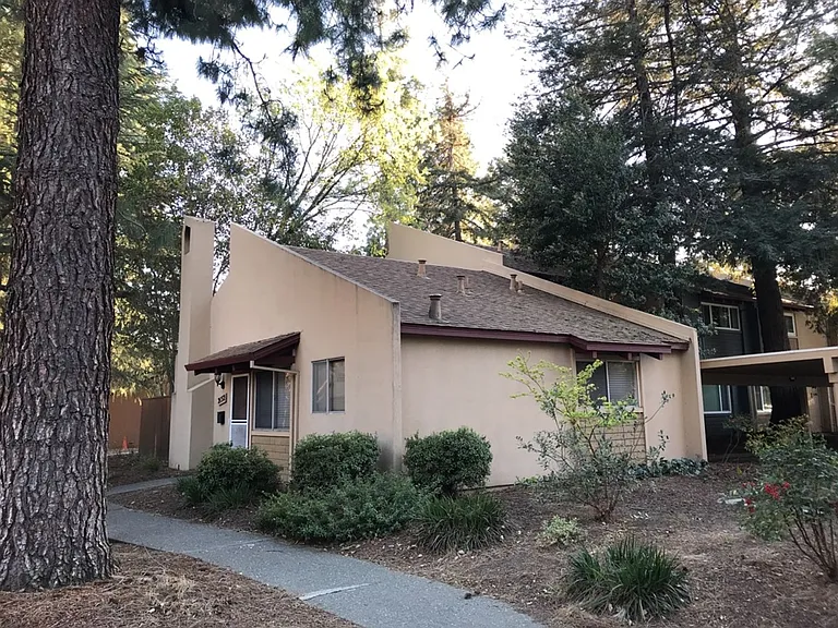 2152 Bella Casa St — Photo 13
