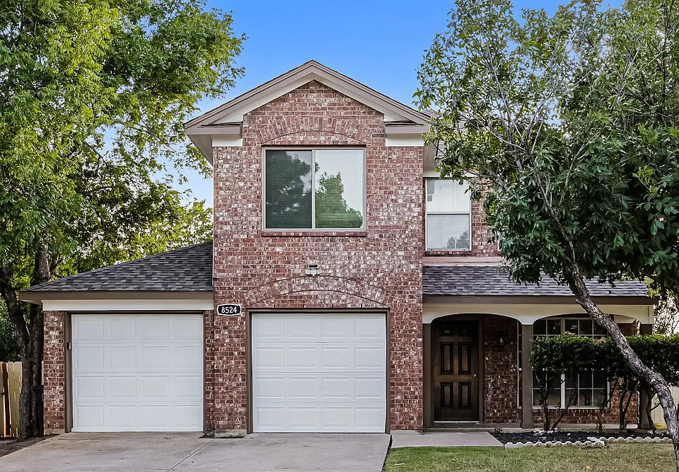 8524 Gatlinburg Dr