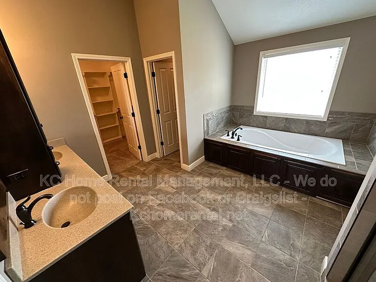 8608 W 165th Pl — Photo 32