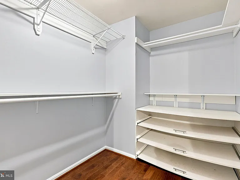 8916 Rugby Rd — Photo 30