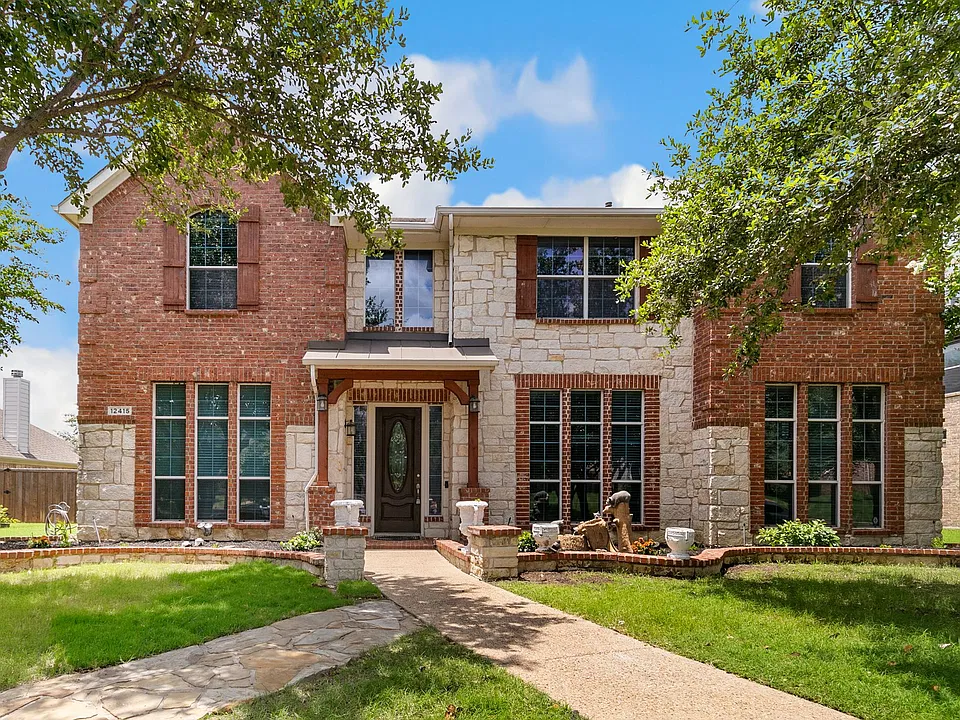 12415 Grayhawk Blvd