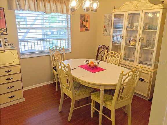 4th image of 1147 King Arthur Ct APT 214