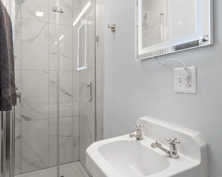 104 Harvard Pl — Photo 201