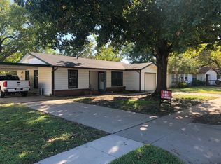 105 SW Murphy Rd, Burleson, TX 76028