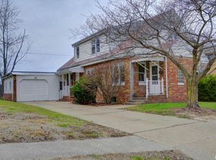 724 N Charles St, Macomb, IL 61455