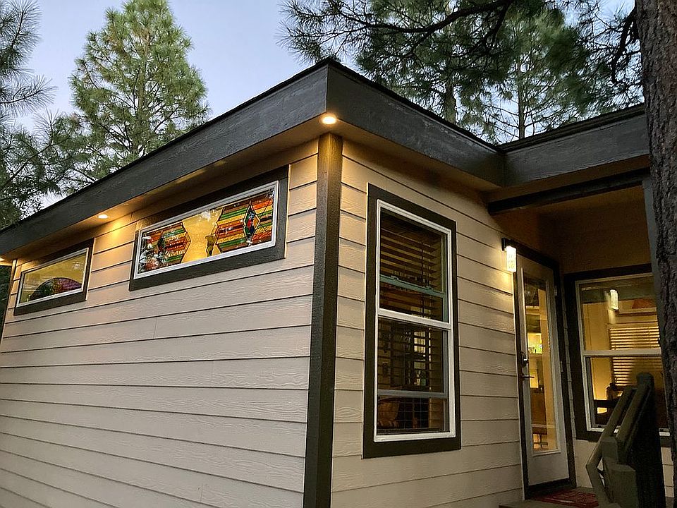 Extensive exterior lighting 