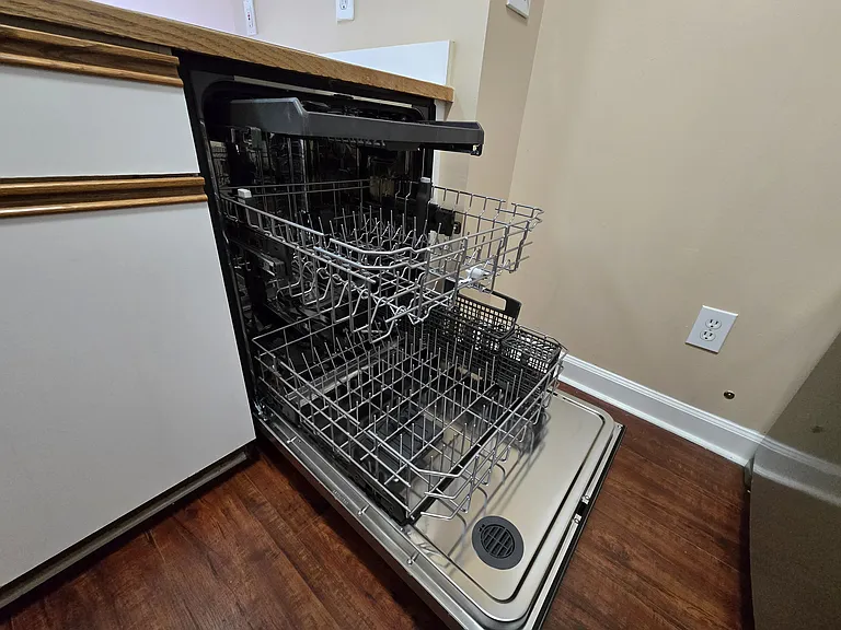 2102 Coleman Dr — Photo 15
