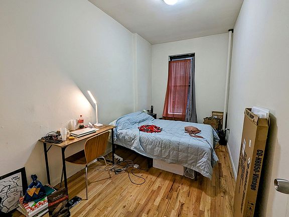 5th image of 174 W 81st St APT 2C