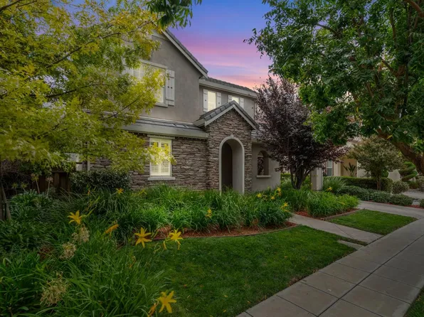 98 N Sierra Madre St, Mountain House, CA 95391