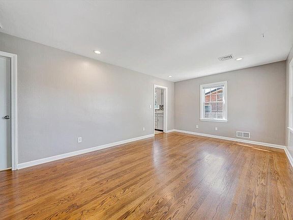 5th image of 3813 Fleming Ave NE