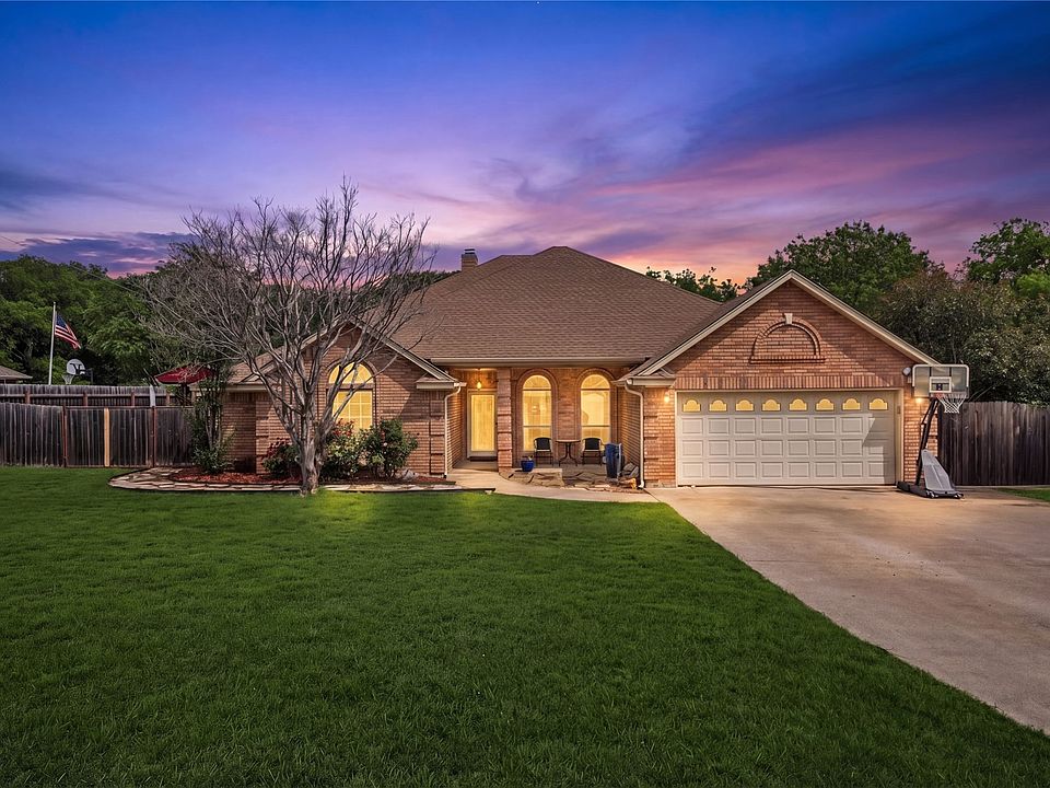 1st image of 1557 Woodbee Ct