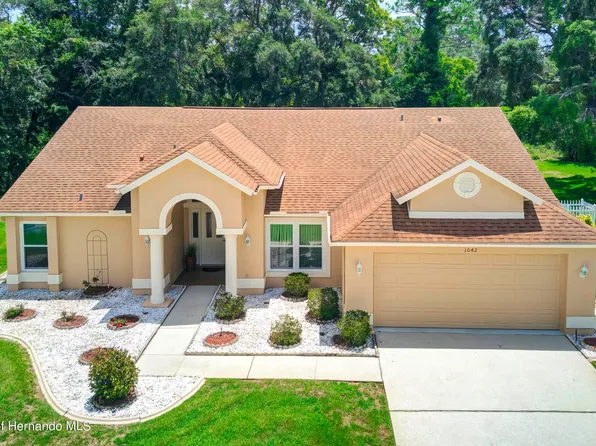 1042 Larkin Rd, Spring Hill, FL 34608