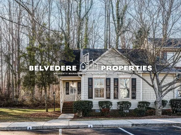 19A Park Village Ln, Greensboro, NC 27455