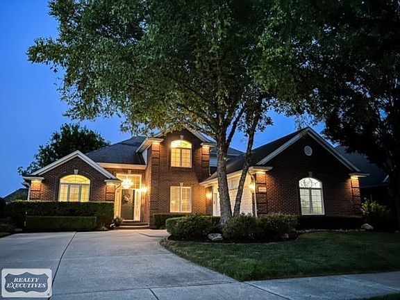 2nd image of 48114 Buell Dr