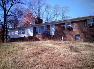 1139 Blue Hollow Rd, Mount Airy, NC 27030