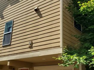 9206A Interlake Ave N, Seattle, WA 98103