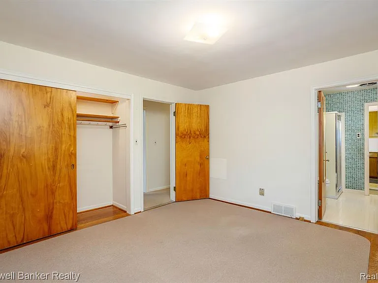 20571 Brooklawn Dr — Photo 15