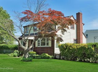 7 Sherman Pl, Bethpage, NY 11714