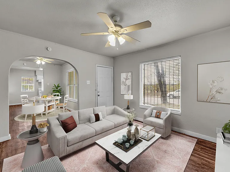 238 Yucca St — Photo 1