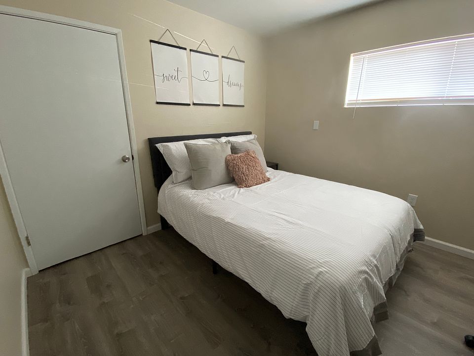 1st image of 4234 E Western Dr #3