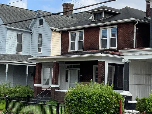 155 Comrie Ave #1 Photo 1