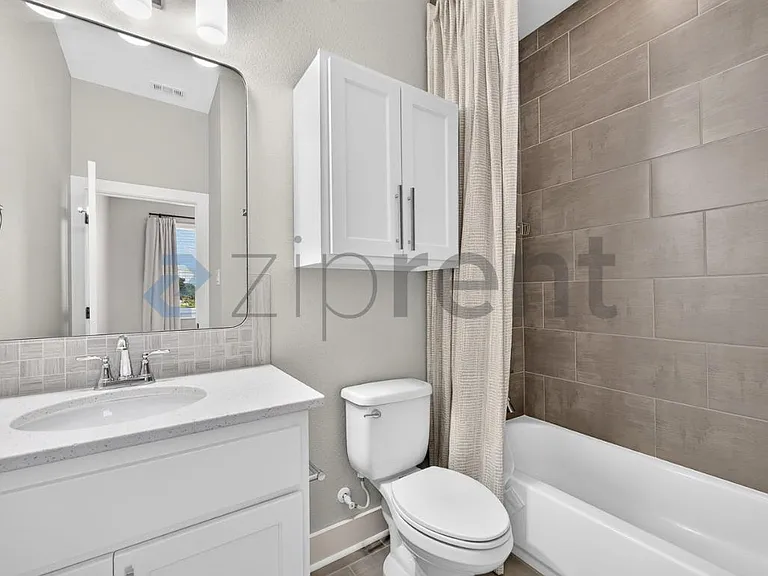 2818 Addison Park Ln — Photo 24