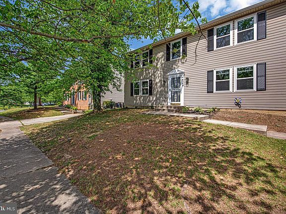 4th image of 2404 Old Brooks Dr