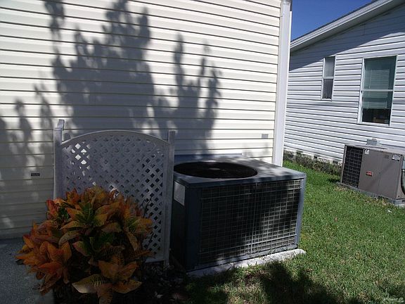 LARGE AC